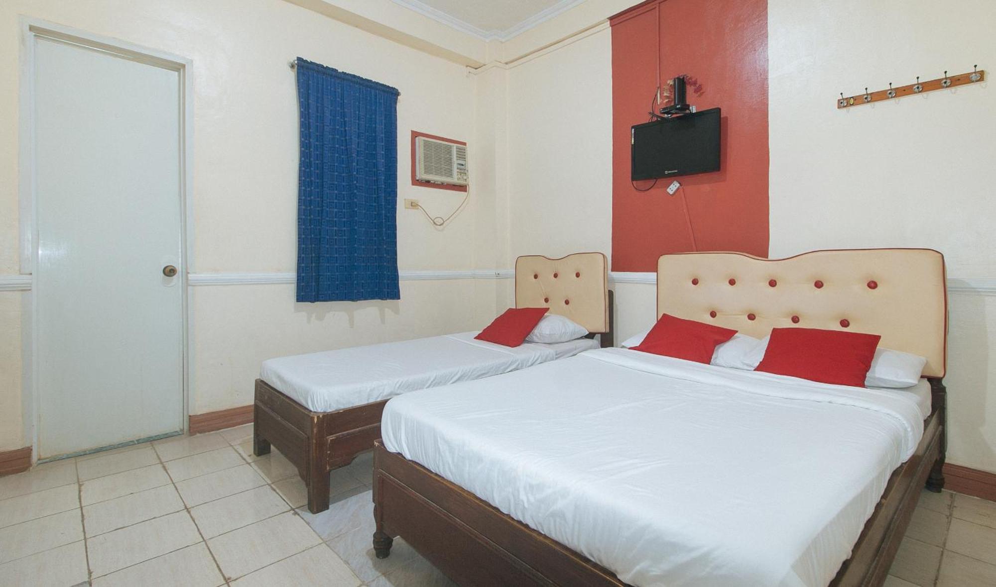 Westview By Reddoorz Hotel *